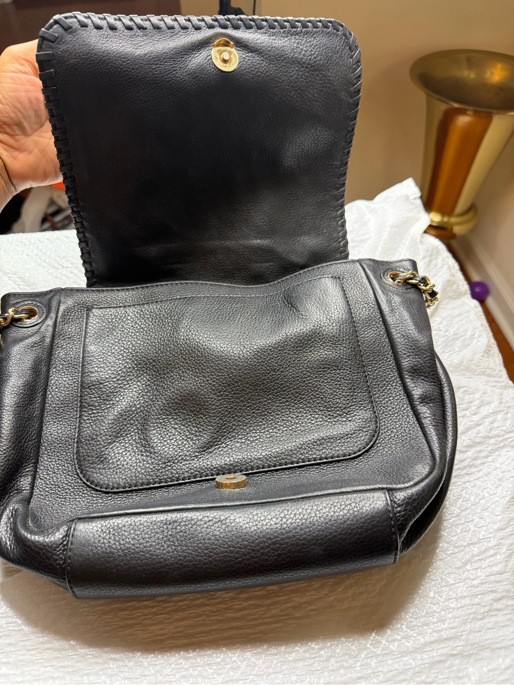 Tory Burch Black Pebbled Leather Chain-Shoulder Flap Bag - Picture 7 of 9